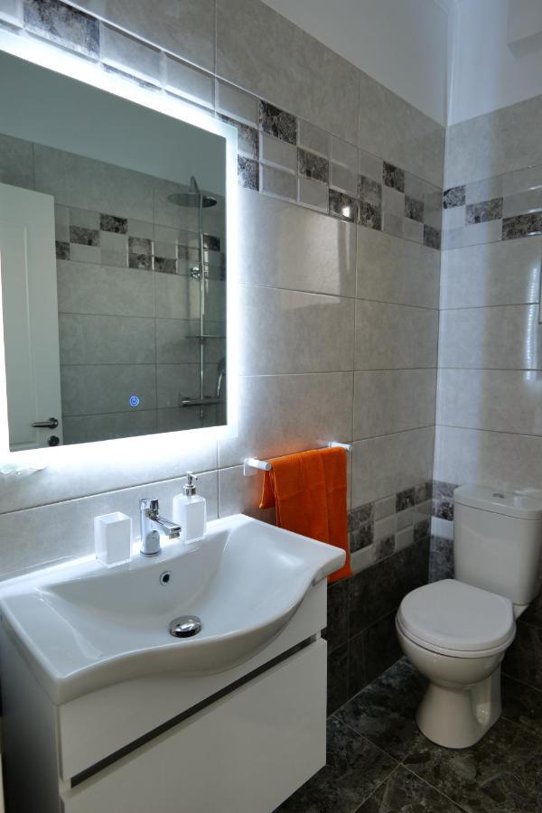Davide Rooms Sarandë Esterno foto